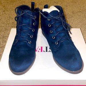 Belladonna Booties (Shoedazzle)